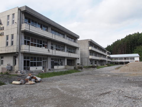 写真　赤崎小学校