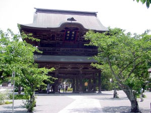 写真　建長寺の三門