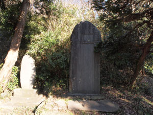 大庭神社の石碑