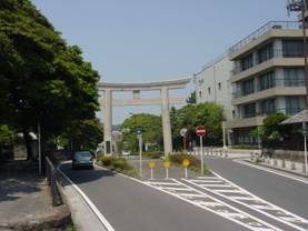 鶴岡八幡宮の大鳥居