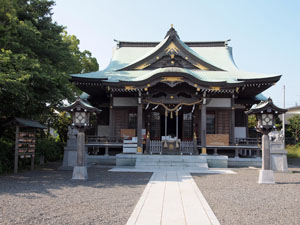 写真6　遷座先の龍口明神社社殿