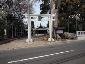 写真2　倉見神社正面　