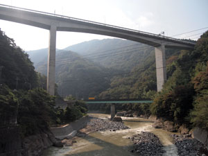 崩壊地遠景