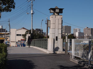写真22　万代橋