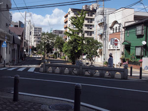 写真15　二ッ谷橋