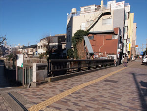 写真19　滝の橋