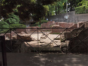 写真3　山手80番館遺跡