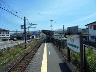 棒線駅の門沢橋のホーム。