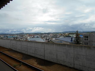 �z�[���𒭂߂�ƎR�̂ӂ��Ƃ͔��n���L�����Ėk�C���ł��邱�Ƃ��v���o������B