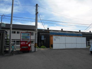 金比羅前の駅入口。こちらは完全バリアフリーとなっている。