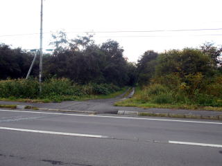 �h�m���̉w�����B�ē����Ȃ�������h���Ȃ��Ă���B