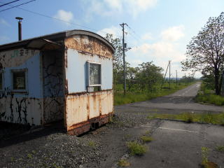 �z�[�����猩�������̉w�O�ʂ�B