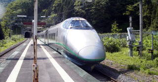 �Ԋ��ʉ߂���V�����΂�