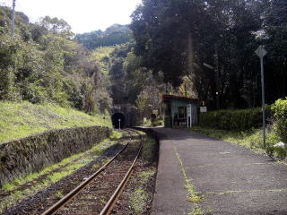 �Ԑ��̃z�[��