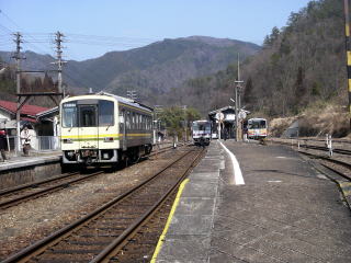 ���㗎���̃z�[���ƃL�n�P�Q�O