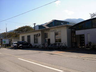 �z���{��̉w��