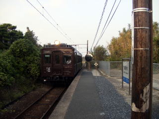 �l�͓��ɓ��������N���n�S�Q