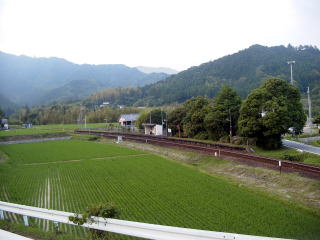 �Ӑ�̉w�Ƃ��̎���