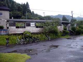 �����R�̉w����