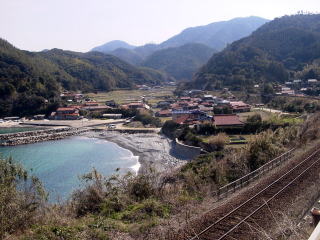 �ш�̉w���ӂ̗l�q