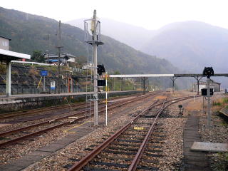 ���J�̉w�\��