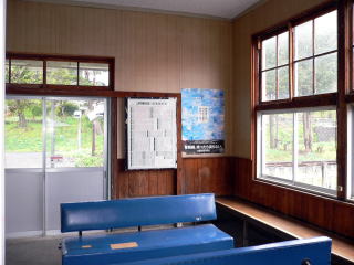 ��芠���̉w�ɂ̒�