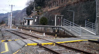 �哇�̃z�[��