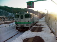 楓に停車中のキハ40