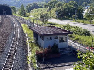 ���̂R�Ԑ��z�[���̉w��