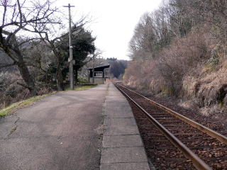 ���g�̉w�S�i