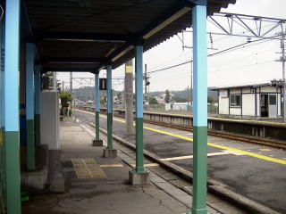 ����̃z�[��