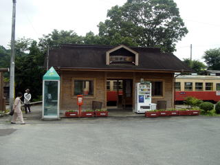 �㑍����̉w��