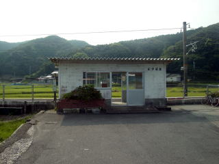 �I�ɕP�̑ҍ���