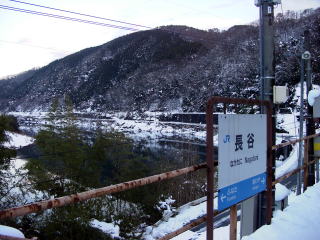 ���J�̉w���W�ƍ]�̐�