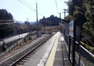 ���v�ۂ̃z�[���Ƌ߂���ʂ錧��