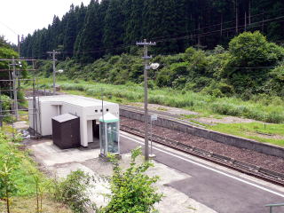 ��c�̃z�[���Ƒҍ���