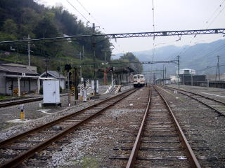 �Ő�̉w�\��