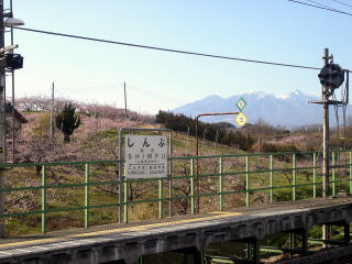 �V�{�̃z�[���Ɠ���