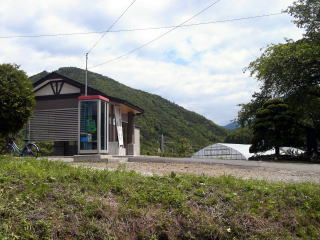 �A�j���Ɏg��ꂽ�����w�O�̕��i