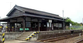 �z�[������B�������g�m�]�̉w��