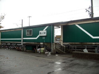 �x�R���̉w����