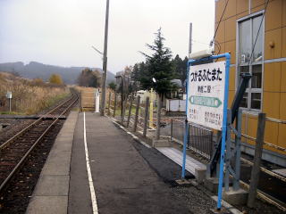 �Ìy��҂̃z�[���Ɖw���W