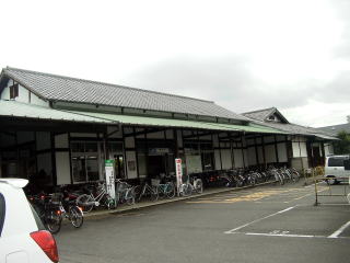 ���T�̉w��