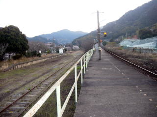 �X�C�b�`�o�b�N�̃z�[�����c��w�B�Ė�