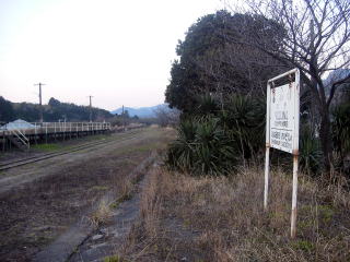 �X�C�b�`�o�b�N����̌Ė�̃z�[���Ɖw���W