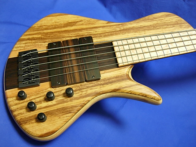 [沢庵和尚] Benavente SL53 33インチ五弦ベース 沢庵和尚様専用] Benavente SL53 33インチ五弦ベース - メルカリ