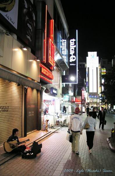 Singing in Kichijoji