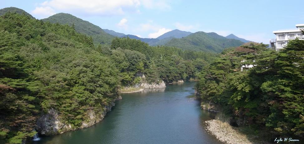 Kinugawa Onsen and Nikko - by Lyle (Hiroshi) Saxon, ITG, Tokyo