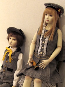 mokuyou-dolls