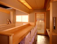 �����΁A���s�����@�g��